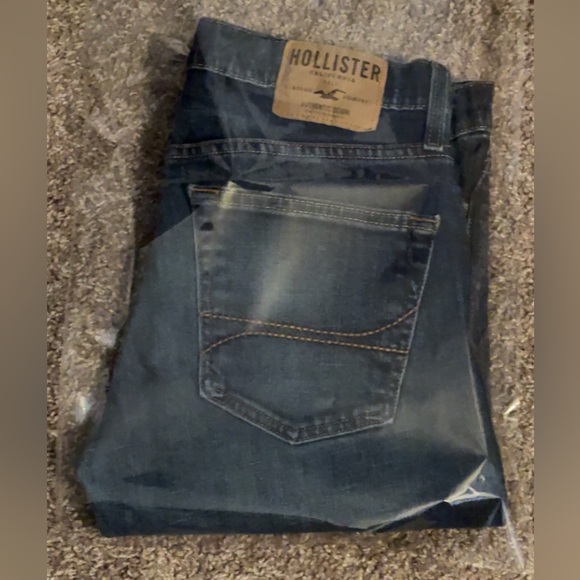 Hollister Dark Wash Denim Slim Straight Jeans, 32x30, Excellent Used Condition - Picture 5 of 5